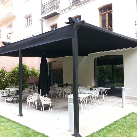Toldos Chamorro toldo de hotel